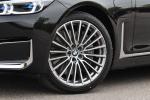 BMW 745Le xDrive 2019 года (UK)